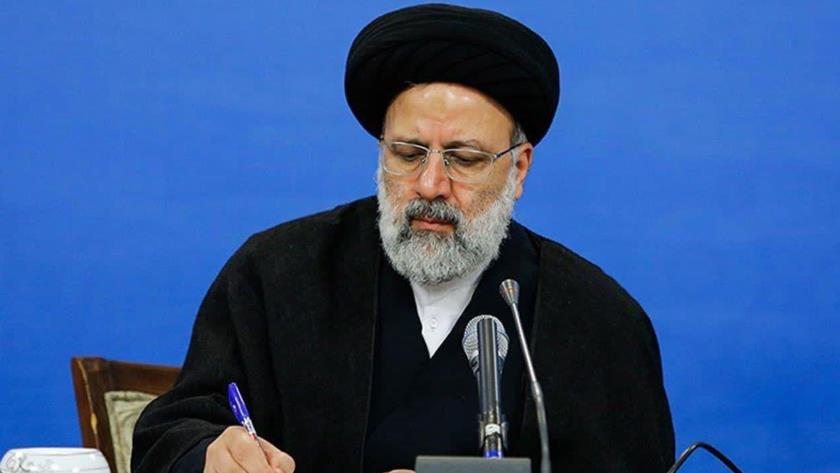 Iranpress: President Raisi condoles UAE on Zayed Al Nahyan