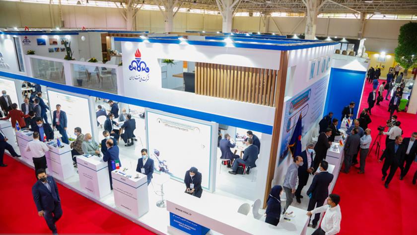 Iranpress: Iran’s NIOC, Russia’s Gazprom ink agreement to boost cooperation