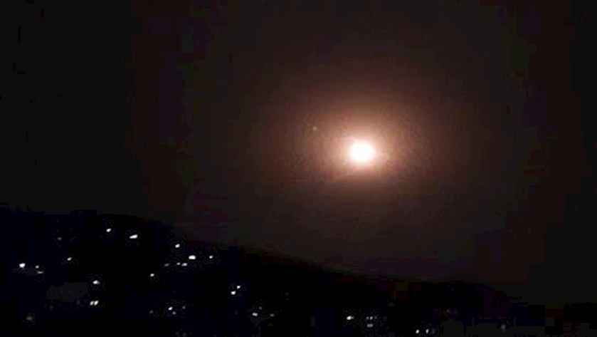 Iranpress: Syrian air defense repels Israeli attack over Hama province