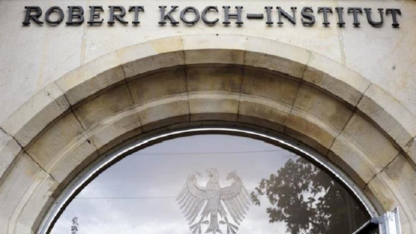 Iranpress: German health minister warns about resurging of Delta variant COVID