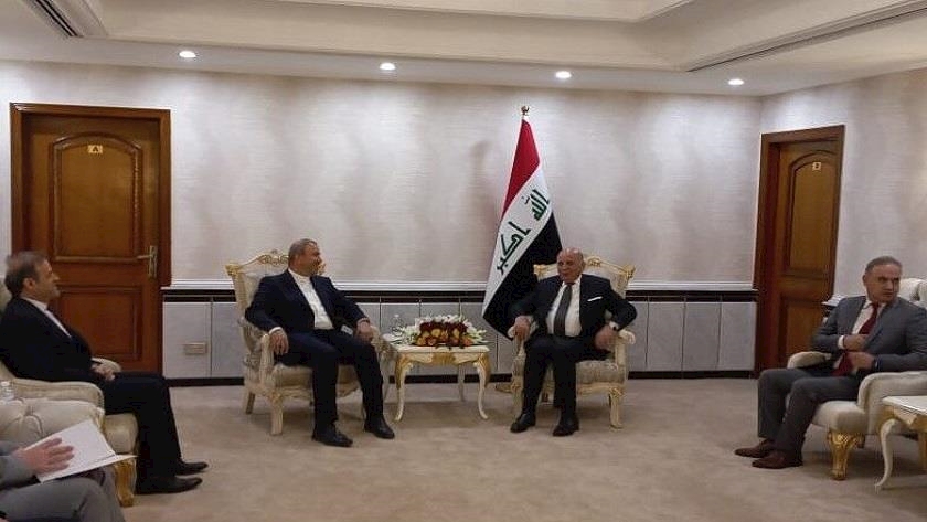 Iranpress: New Iranian envoy submits his credentials to Iraqi FM