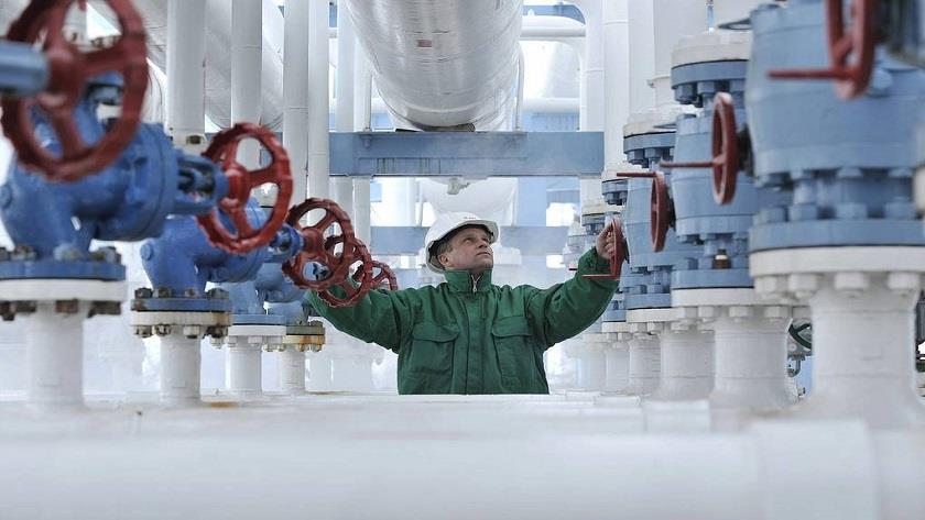 Iranpress: Half of buyers agree to pay for gas supplies from Russia in rubles: Moscow