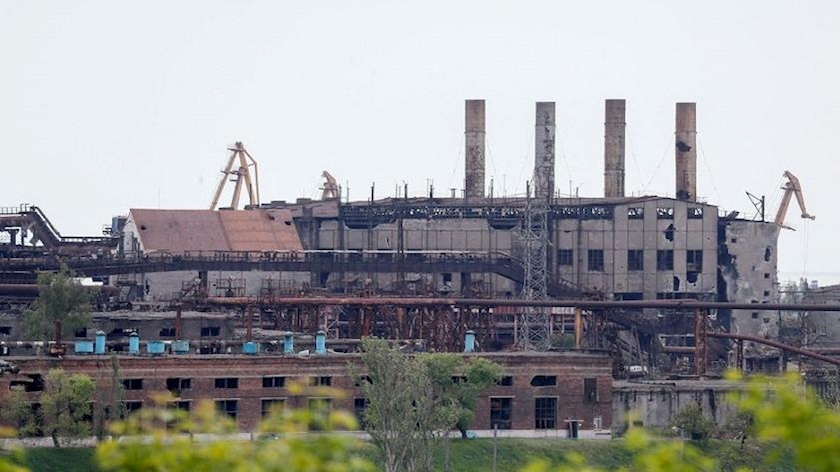 Iranpress: Nearly 1000 Ukrainian fighters surrender in Russian-held Mariupol, Russia says
