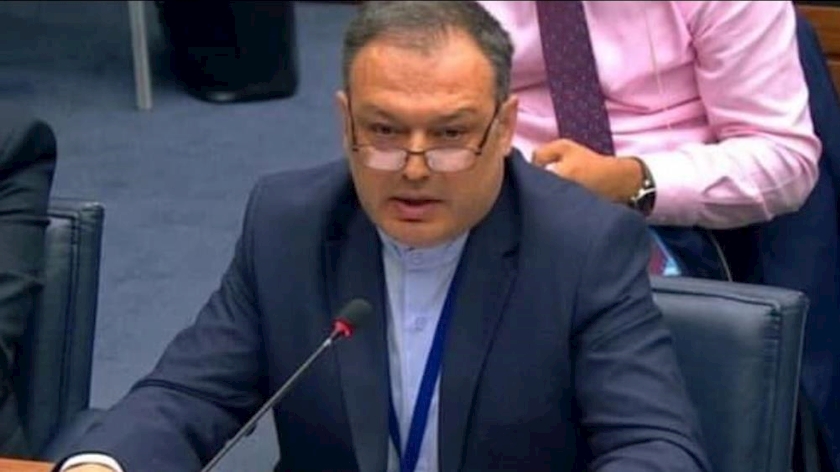 Iranpress: Iran emphasizes need to international cooperation in immigration