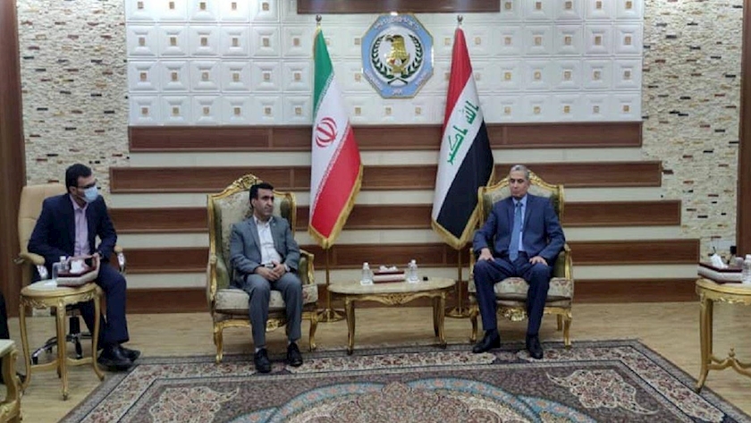 Iranpress: Iran, Iraq review ways to battle with regional dust storms