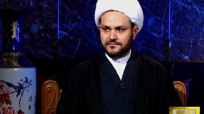 Iranpress: Late Imam Khomeini; paves ground for advent of 12th Shia