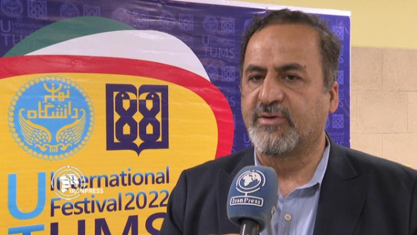 Iranpress: Iran hosts students of medicine from over 20 countries: University chancellor