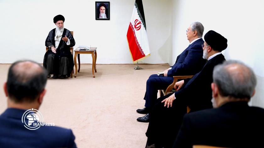 Iranpress: Leader: Main problem in case of Ukraine is Western plan for NATO expansion