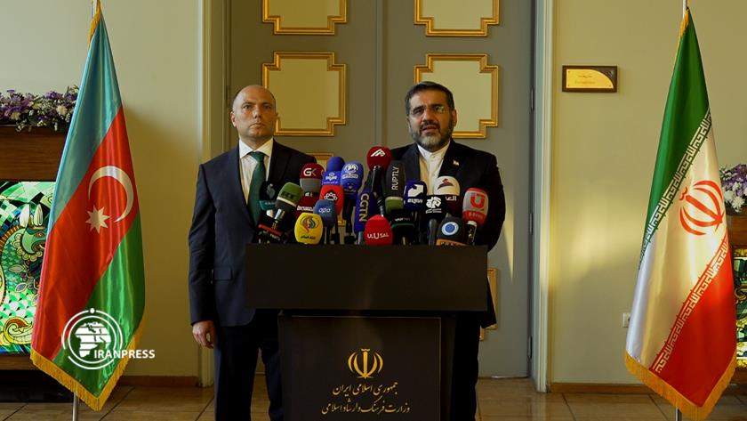 Iranpress: Iran, Azerbaijan stress developing cultural interactions