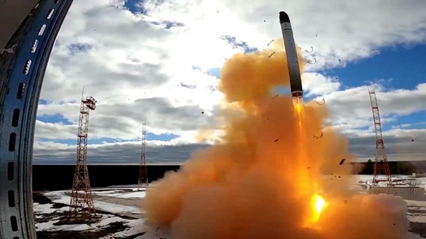 Iranpress: Putin: Sarmat ICBM to be deployed by yearend