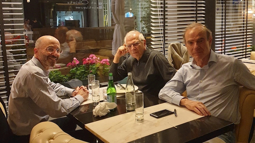 Iranpress: EU foreign policy chief, US Special Envoy for Iran meet in Vienna