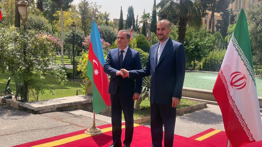 Iranpress: Azerbaijan Rep. FM arrives in Tehran