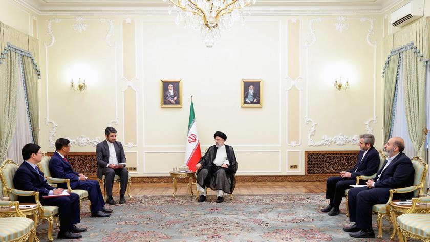Iranpress: History will never forget US crimes against Vietnamese: Iranian pres. 