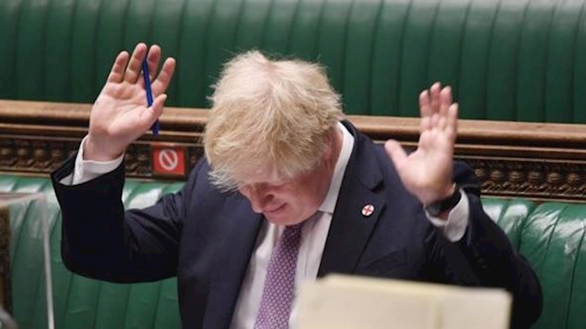 Iranpress: Facing wave of registrations, British PM fighting to save his political life 