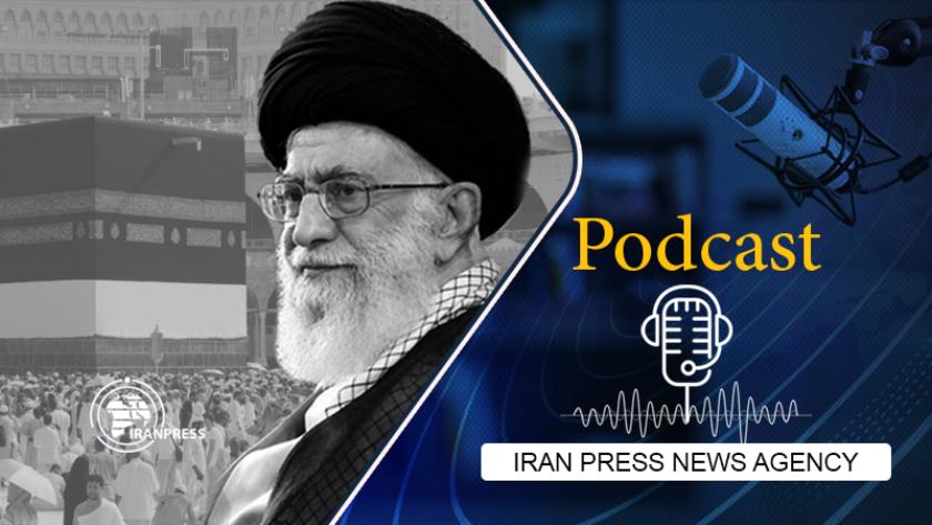 Iranpress: Leader: Unity and spirituality, two essential foundations of Hajj 