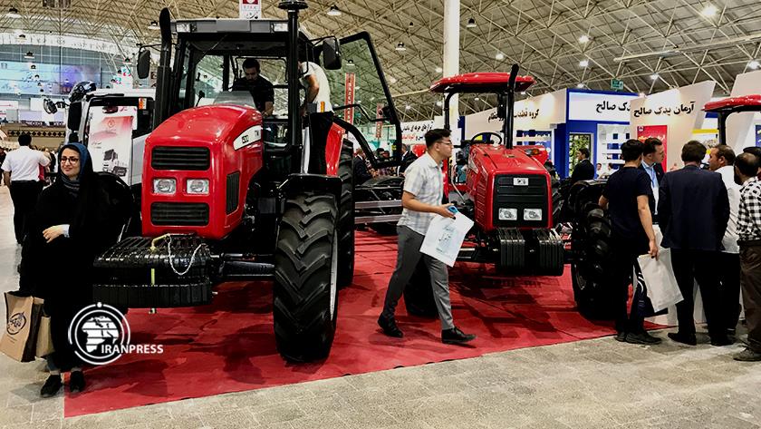 Iranpress: Iran puts Agricultural industry
