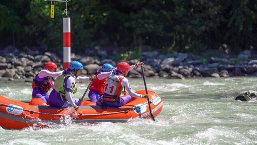Iranpress: European Rafting Cup: Iranian women clinch slalom gold