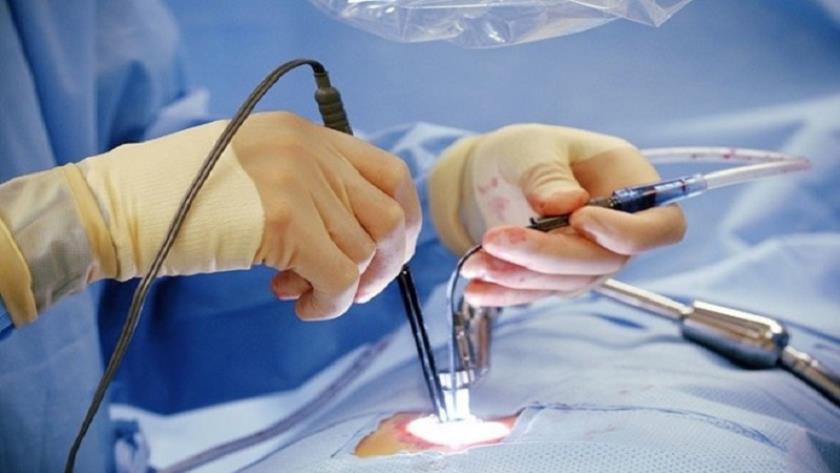 Iranpress: Iran unveils 2 homemade drugs for open-heart surgery
