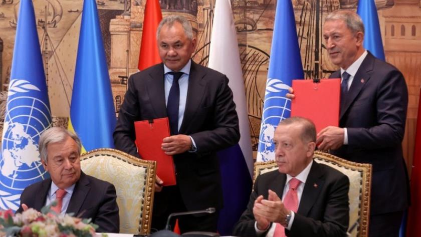 Iranpress: Russia, Ukraine sign grain export deal 