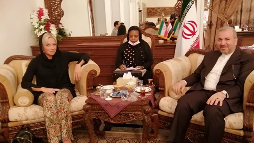 Iranpress: UN representative for Iraq, Iranian diplomat meet, discuss situation in Iraq