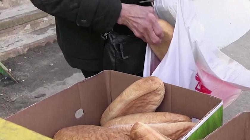 Iranpress: Long queues for food in Europe and US