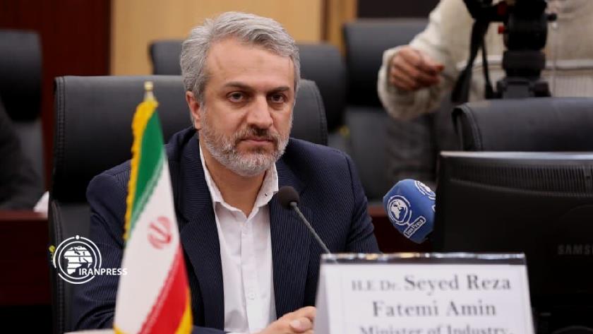 Iranpress: Iran to send economic envoy to Belarus to further trade ties