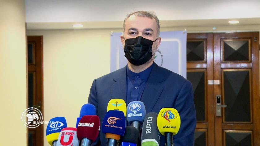 Iranpress: We are for logic, negotiation; if US put aside excessive demands: FM