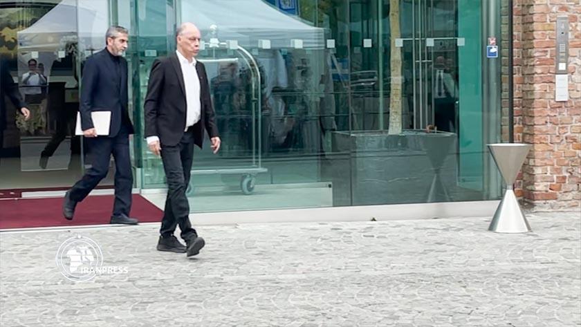 Iranpress: Iran, EU officials hold intensive talks on JCPOA revival