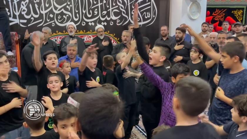 Iranpress: Russian Muslims observe Ashura mourning rituals