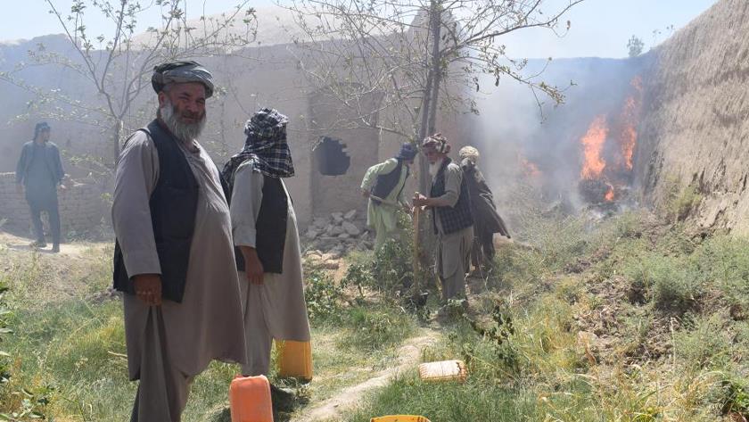 Iranpress: Fire displaces 800 families in Afghanistan
