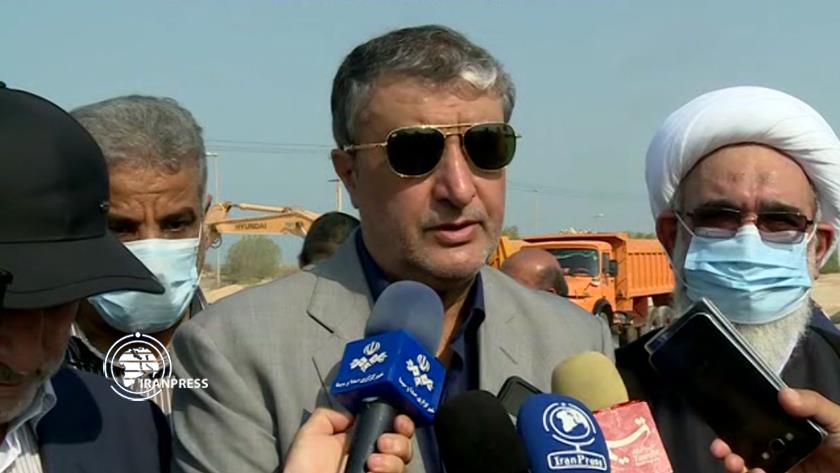 Iranpress: AEOI Head: Iran should expand its fresh water capacity