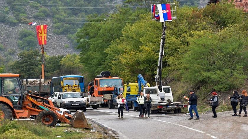 Iranpress: Serbia, Kosovo reach free movement agreement: Borrel
