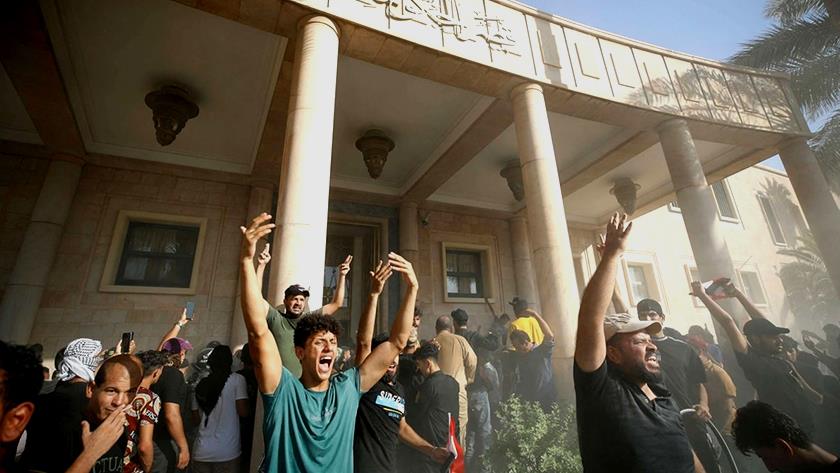 Iranpress: Latest unrest in Iraq leaves 20 killed, 350 injured