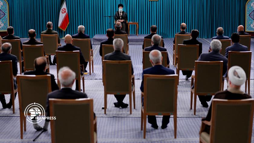 Iranpress: Leader: Most important success of administration was to restore hope, trust of people