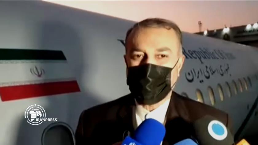 Iranpress: FM: West wants Iran to mediate in solving Ukraine crisis 