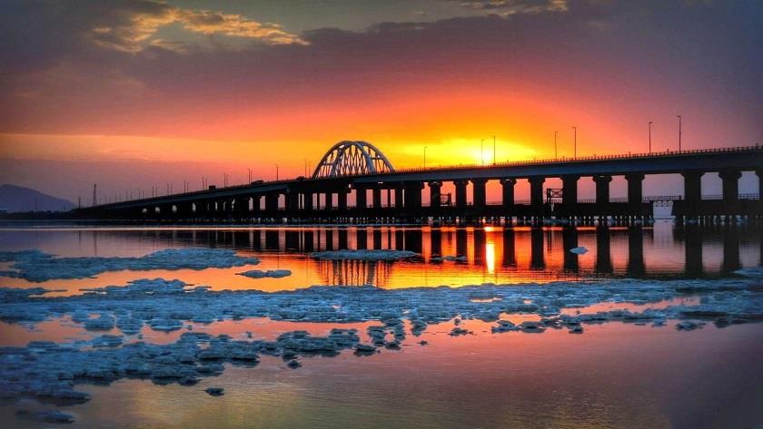 Iranpress: Lake Urmia; What Iran is known for