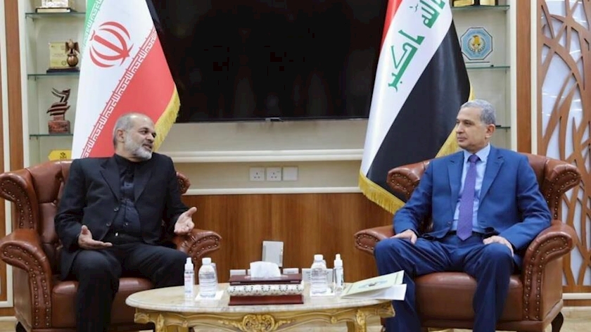 Iranpress: Iran-Iraq Interior Ministers meet, confer on Arbaeen rituals