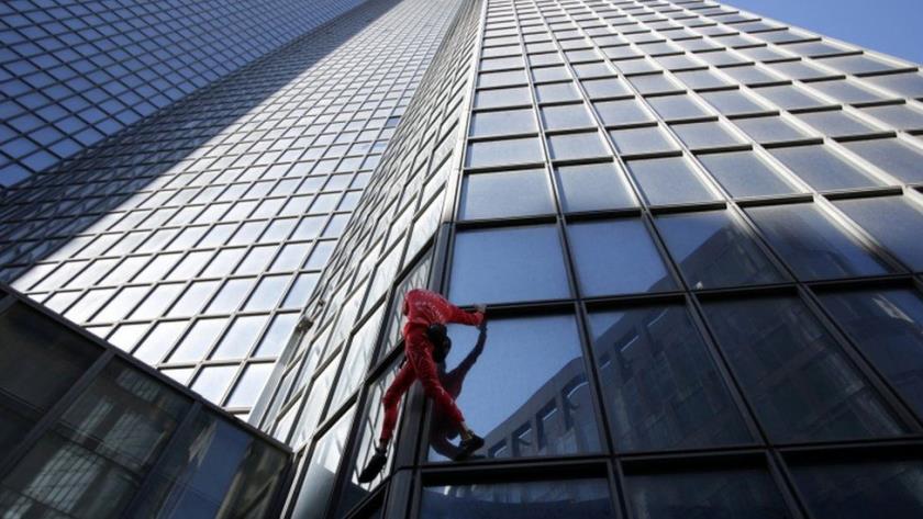 Iranpress: French Spiderman