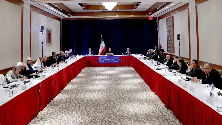 Iranpress: We should conduct intellectual dialogue between religions: Raisi