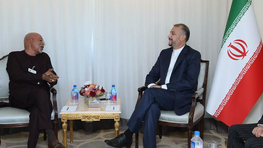 Iranpress: Iran, Uganda FMs consult on sidelines of UNGA