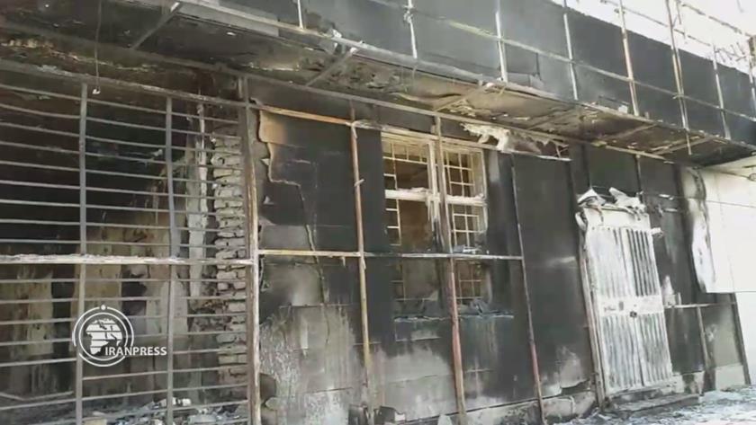 Iranpress: Video shows rioters continue to damage public properties