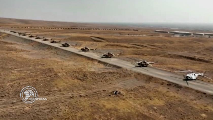 Iranpress: Aerial footage: Large-scale military exercise of IRGC