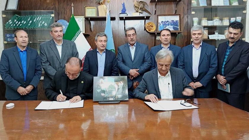 Iranpress: Iran, Serbia ink Moc on agriculture