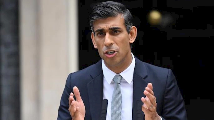 Iranpress: New British PM admits nation is facing severe economic crisis