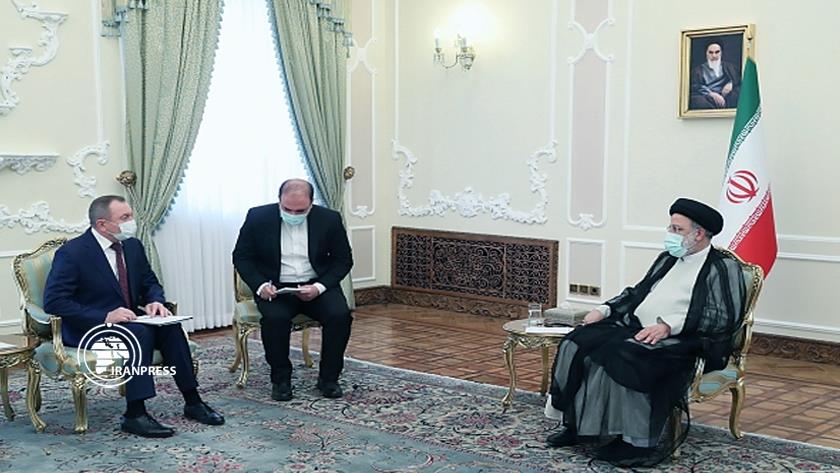 Iranpress: Sanctions cannot stop Iran: Pres. Raisi