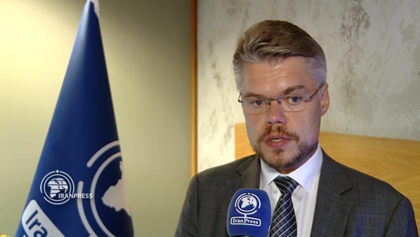 Iranpress: Sputnik says Iran-Russia media co-op can go multilateral