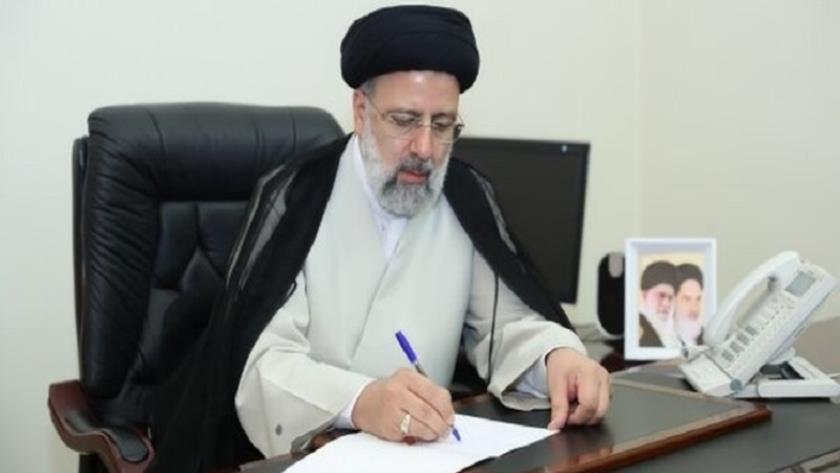 Iranpress: President Raisi felicitates Algeria on national Day