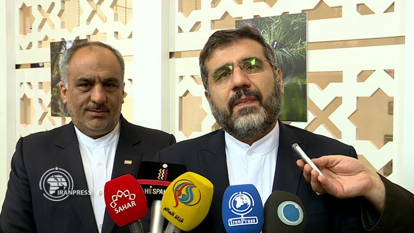 Iranpress: Interaction with neighbors; one pillar of Iran