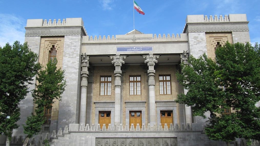Iranpress: Iran blacklists 14 US individuals, entities