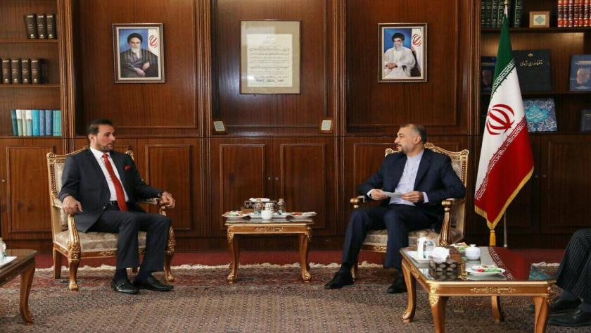 Iranpress: Iran, Nicaragua to expand economic ties